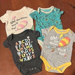Dr. Seuss Colorful Kids Bodysuits Set